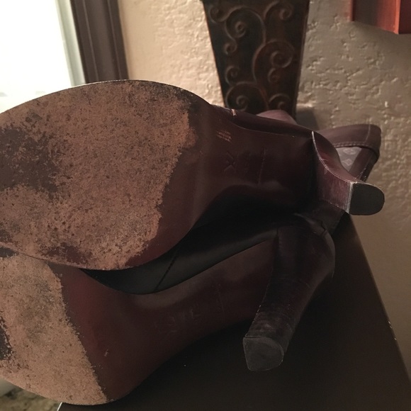 Louis Vuitton mini lin high heel boots - Picture 11 of 16